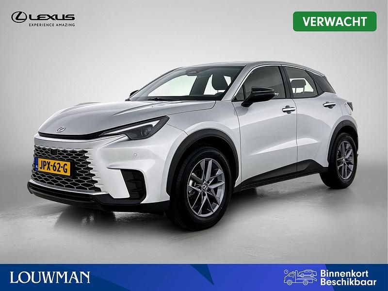 Grijs Occasion 2025 Lexus LBX Business Edition SUV | € 35.950 (Eerlijke prijs) - Afbeelding 1/4