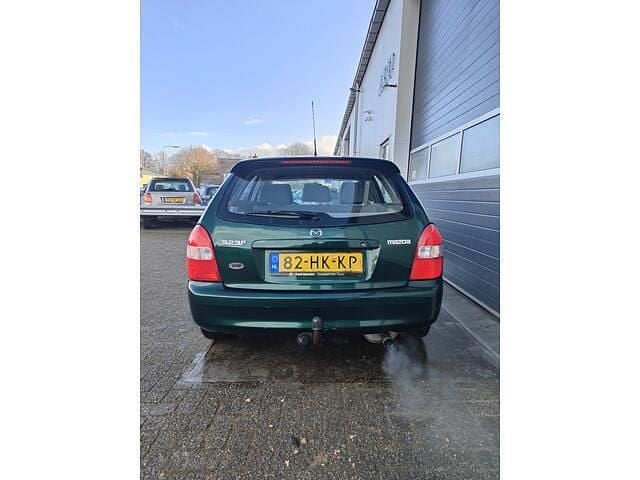 Occasion Mazda 323 Touring 98 PK (72 kW) 2001 Groen Hatchback