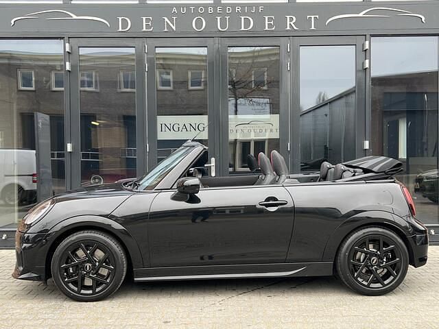 Nieuw Mini John Cooper Works Cabriolet 165 PK (121 kW) 2025 Zwart Cabriolet