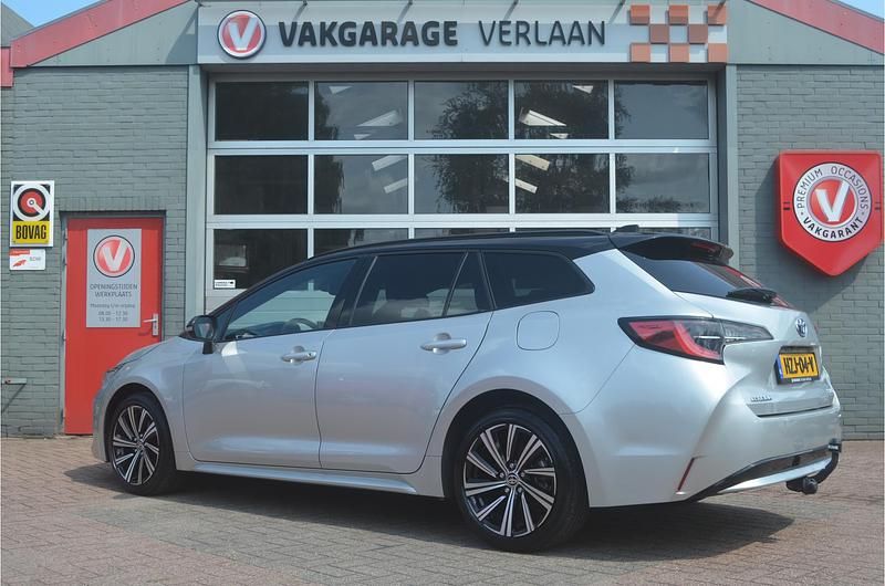 Occasion Toyota Corolla Executive 98 PK (72 kW) 2023 Grijs Stationwagen