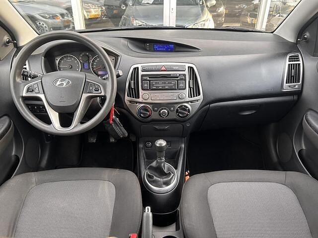 Occasion Hyundai i20 Edition 86 PK (63 kW) 2012 Grijs Hatchback