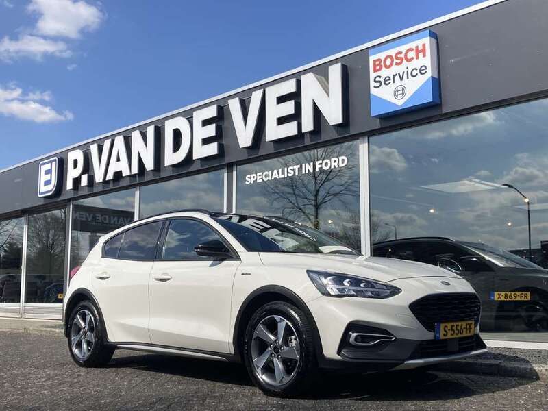 Wit, metallic lak Gebruikt 2021 Ford Focus Business Edition Hatchback | € 22.950 (Eerlijke prijs) - Afbeelding 1/4