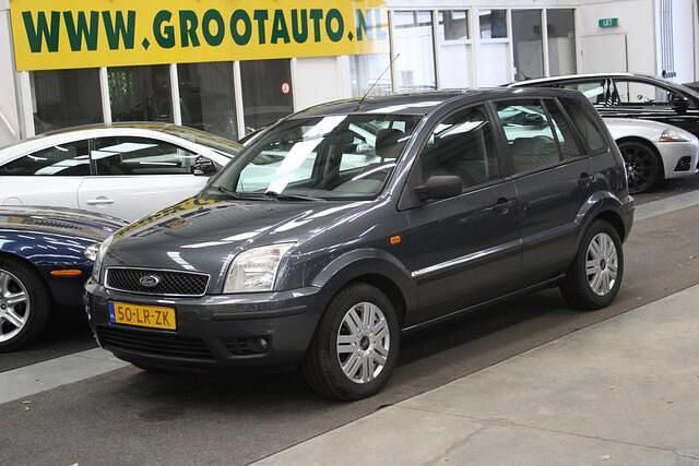 Grijs Occasion 2003 Ford Fusion MPV | € 1.944 (Eerlijke prijs) - Afbeelding 1/4