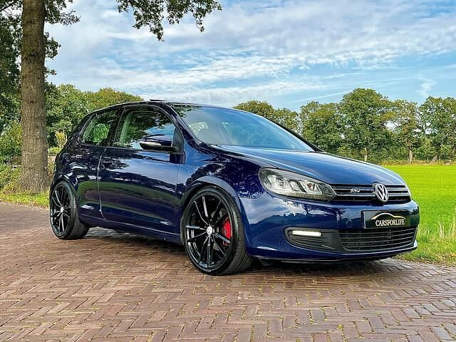 Blauw Gebruikt 2010 VW Golf VI Highline Hatchback | € 6.279 (Iets duurder) - Afbeelding 1/4