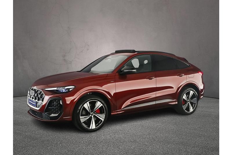 Grenadinerood Nieuw 2025 Audi Q5 Sportback Competition SUV | € 86.374 - Afbeelding 1/4