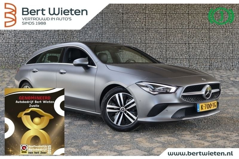 Grijs Gebruikt 2021 Mercedes CLA180 Luxury Sedan | € 28.735 (Eerlijke prijs) - Afbeelding 1/3