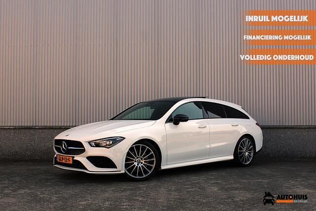 Wit Gebruikt 2019 Mercedes CLA220 AMG line Sedan | € 26.900 (Eerlijke prijs) - Afbeelding 1/4
