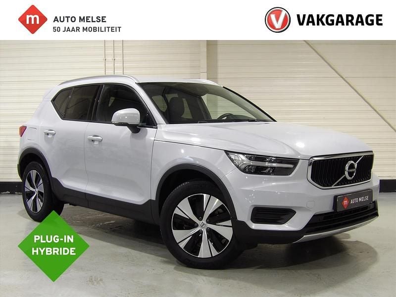 Wit Occasion 2020 Volvo XC40 Inscription SUV | € 29.950 (Goede deal) - Afbeelding 1/4