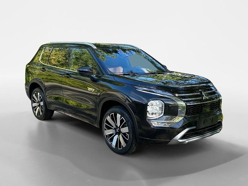 Nieuw Mitsubishi Outlander P-HEV Instyle 306 PK (225 kW) 2026 Donker zwart SUV