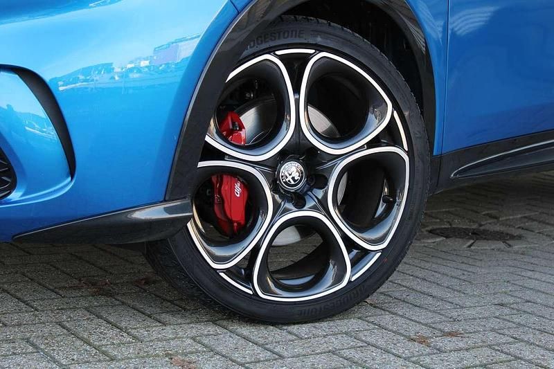 Occasion Alfa Romeo Tonale Edizione Speciale 159 PK (116 kW) 2023 Blauw SUV