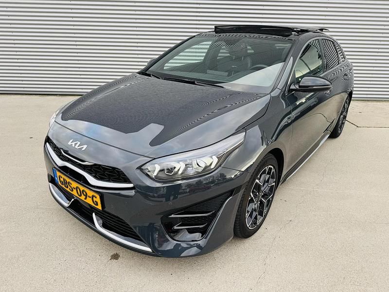 Occasion Kia ProCeed GT-Line 140 PK (102 kW) 2024 Grijs Stationwagen