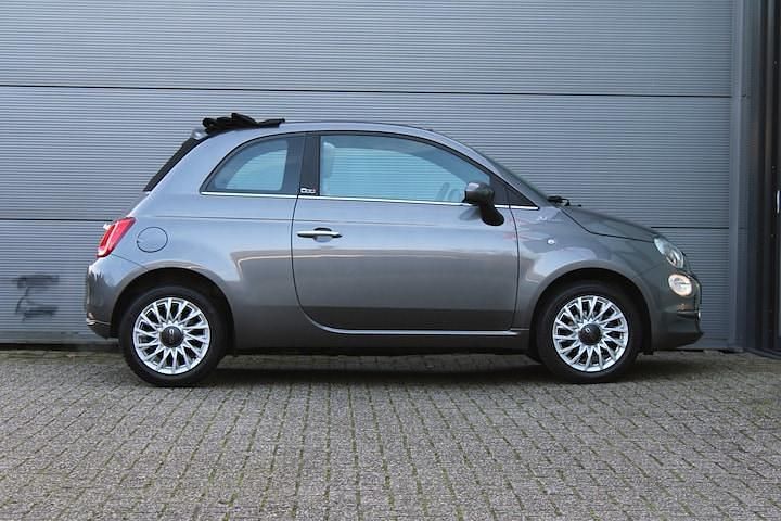 Occasion Fiat 500C Dolcevita 2023 Grijs (metallic) Cabriolet