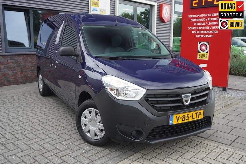 Blauw Gebruikt 2016 Dacia Dokker MPV | € 9.495 - Afbeelding 1/4