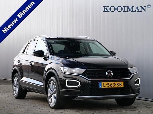 Zwart Gebruikt 2020 VW T-Roc Sportline SUV | € 22.795 (Super prijs) - Afbeelding 1/4