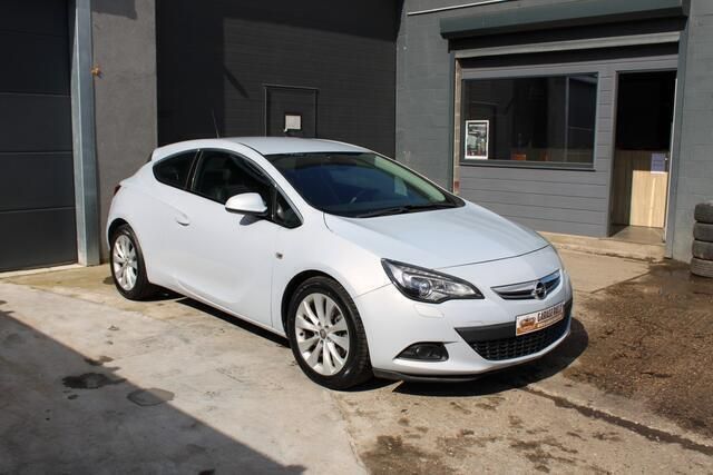 Grijs Gebruikt 2014 Opel Astra GTC Hatchback | € 7.499 (Eerlijke prijs) - Afbeelding 1/4