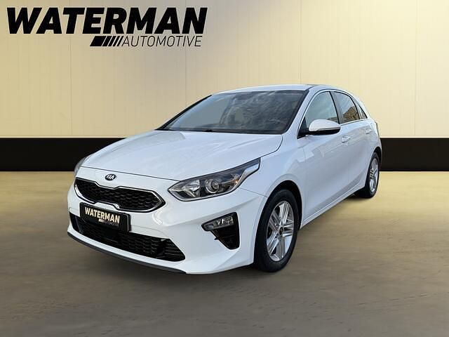 Wit Gebruikt 2019 Kia Ceed Hatchback | € 12.450 (Super prijs) - Afbeelding 1/4