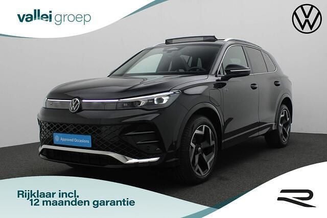 Zwart Nieuw 2024 VW Tiguan Business SUV | € 53.450 (Eerlijke prijs) - Afbeelding 1/4