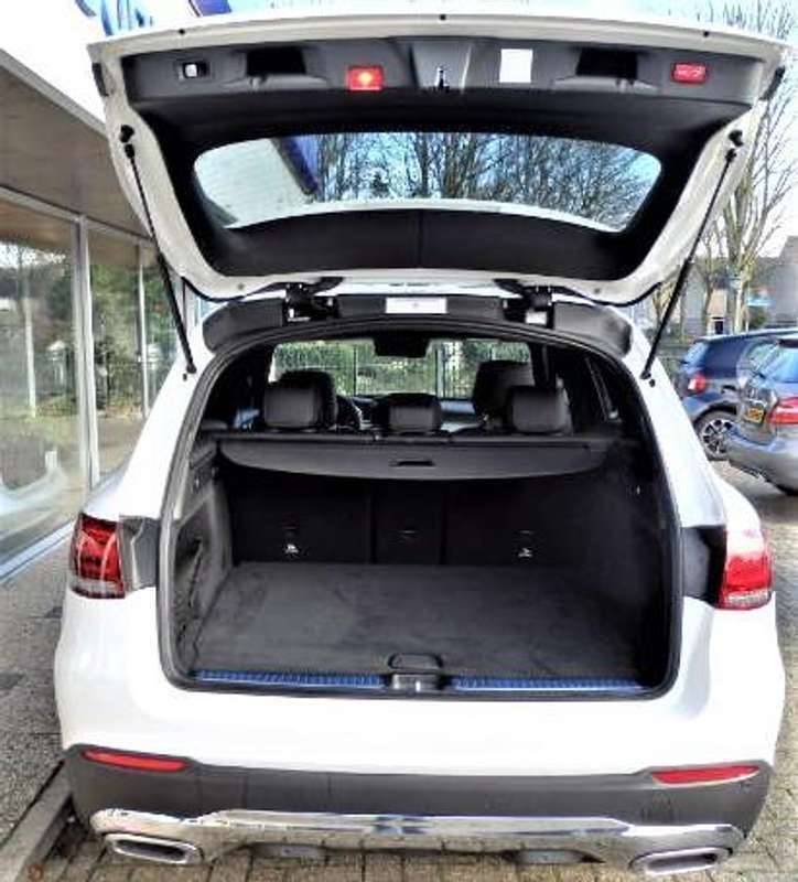 Occasion Mercedes GLC220 Premium Plus 194 PK (142 kW) 2020 Wit, metallic lak SUV