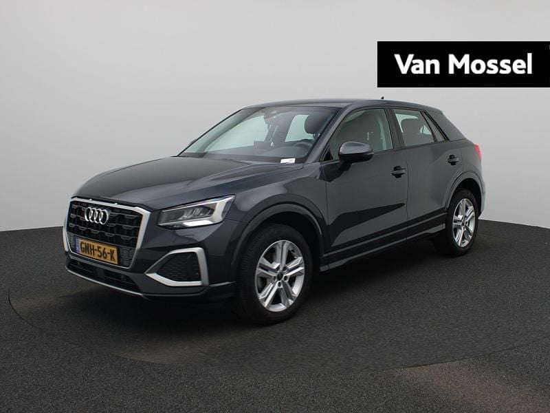 Grijs Gebruikt 2024 Audi Q2 Advanced SUV | € 32.900 (Eerlijke prijs) - Afbeelding 1/4