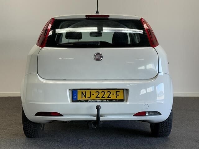 Occasion Fiat Grande Punto 69 PK (50 kW) 2011 Wit Hatchback
