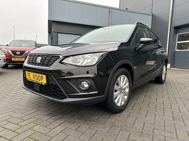 Zwart Gebruikt 2020 Seat Arona Style SUV | € 15.450 (Eerlijke prijs) - Afbeelding 1/4