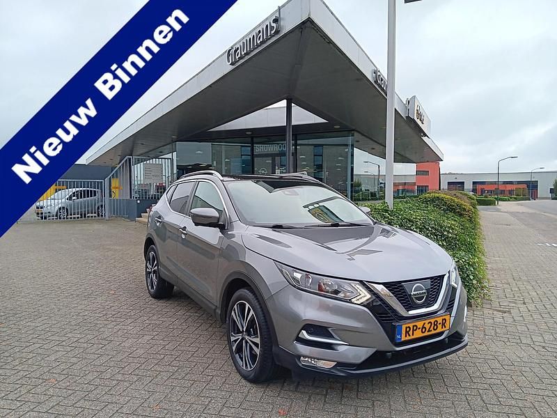 Grijs Gebruikt 2018 Nissan Qashqai N-Connecta SUV | € 15.950 (Super prijs) - Afbeelding 1/4