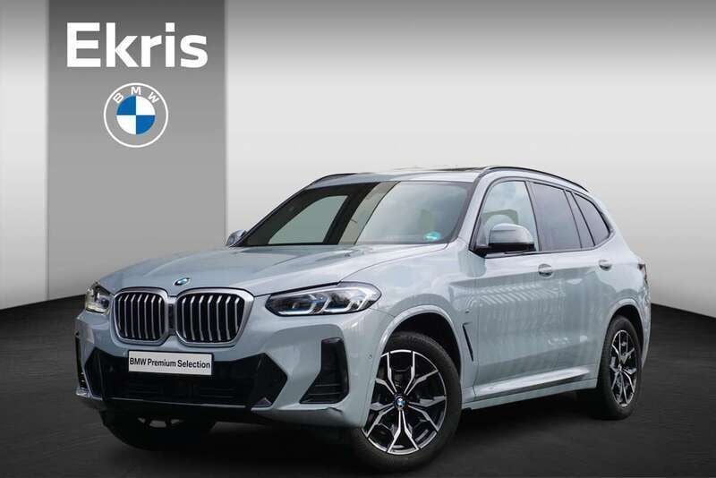 Grijs Gebruikt 2024 BMW X3 M Sport SUV | € 66.950 - Afbeelding 1/4