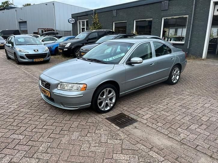 Gebruikt 2008 Volvo S60 Sedan | € 3.199 (Eerlijke prijs) - Afbeelding 1/4