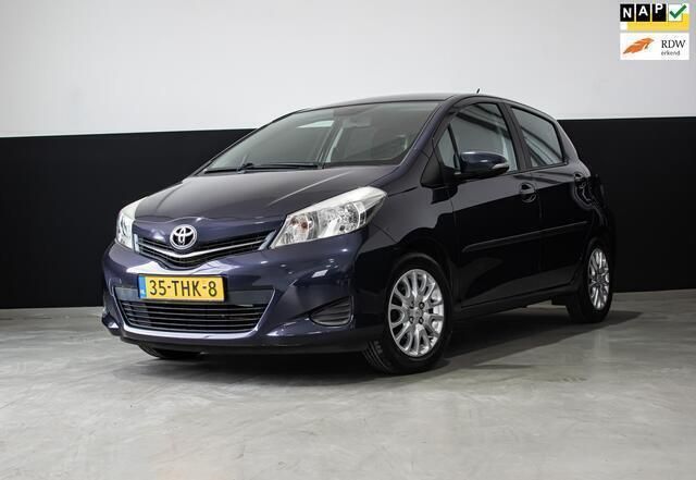 Blauw Gebruikt 2012 Toyota Yaris Hatchback | € 7.999 (Goede deal) - Afbeelding 1/4