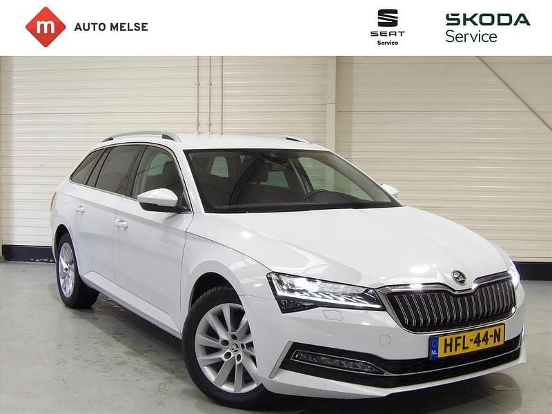 Stationwagon Gebruikt 2020 Skoda Superb Style Stationwagen | € 22.950 (Goede deal) - Afbeelding 1/4