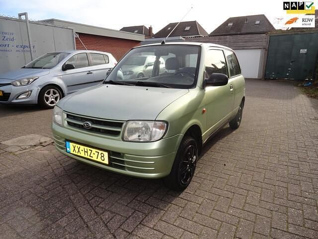 Groen Gebruikt 1999 Daihatsu Cuore Hatchback | € 950 (Eerlijke prijs) - Afbeelding 1/4