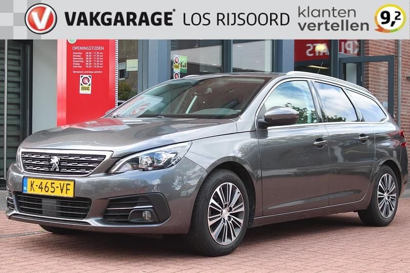 Grijs Gebruikt 2021 Peugeot 308 Allure Stationwagen | € 10.785 (Goede deal) - Afbeelding 1/4