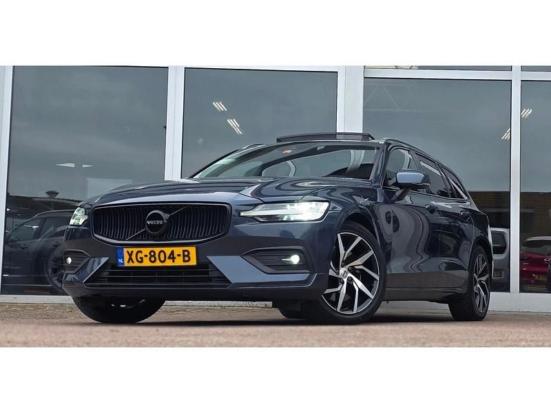 Blauw Gebruikt 2019 Volvo V60 Momentum Stationwagen | € 25.994 (Iets duurder) - Afbeelding 1/3