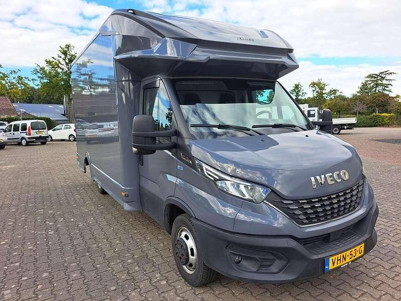 Grijs Gebruikt 2020 Iveco Daily Van | € 28.750 (Eerlijke prijs) - Afbeelding 1/4