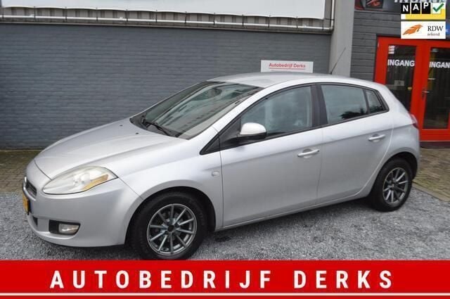 Grijs Gebruikt 2007 Fiat Bravo Dynamic Hatchback | € 1.450 (Goede deal) - Afbeelding 1/4