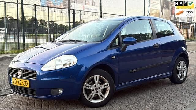 Blauw Gebruikt 2007 Fiat Grande Punto Active Hatchback | € 1.349 (Eerlijke prijs) - Afbeelding 1/4
