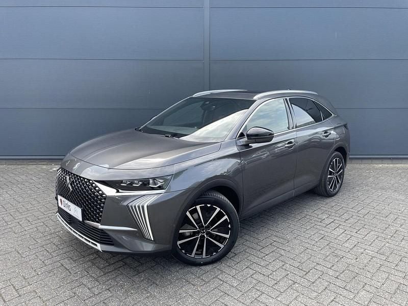 Grijs (metallic) Occasion 2024 DS Automobiles DS7 Crossback Rivoli SUV | € 40.540 (Duur) - Afbeelding 1/4