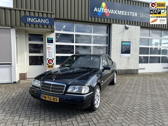 Zwart Gebruikt 1996 Mercedes C180 Elegance Sedan | € 6.995 - Afbeelding 1/4