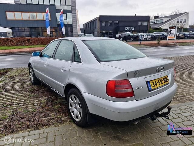 Occasion Audi A4 125 PK (91 kW) 2000 Grijs (metallic) Sedan