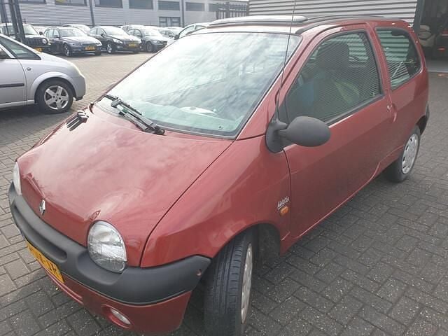 Occasion Renault Twingo Komfort 59 PK (43 kW) 2000 Rood Hatchback