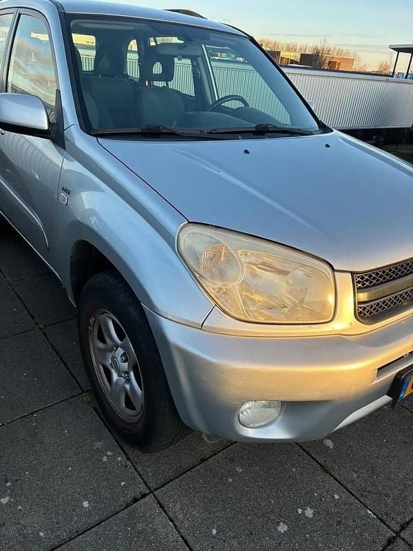 Gebruikt 2004 Toyota RAV4 | € 3.700 (Goede deal) - Afbeelding 1/4