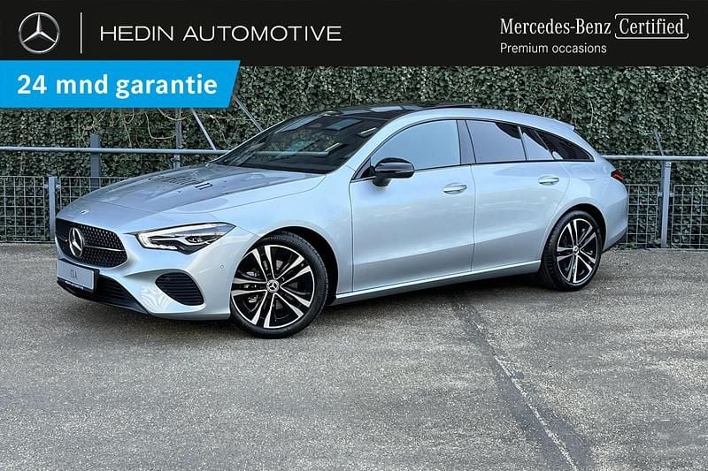 Zilver Gebruikt 2025 Mercedes CLA180 Shooting Brake Edition Stationwagen | € 50.315 - Afbeelding 1/4
