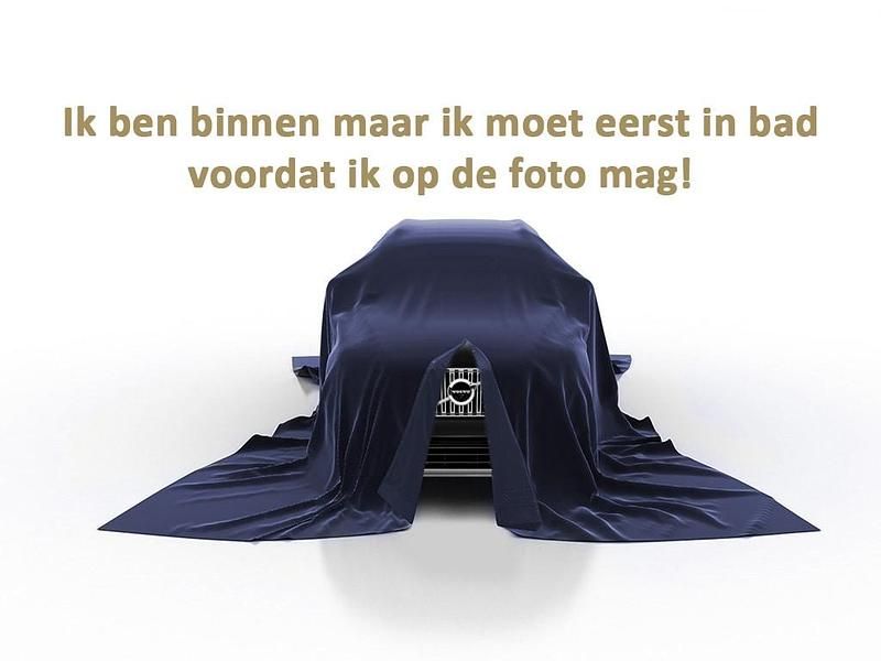 Zwart Occasion 2022 Volvo V60 Stationwagen | € 22.250 (Super prijs) - Afbeelding 1/1