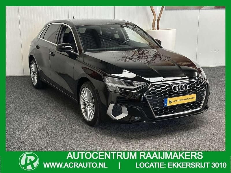 Zwart Gebruikt 2021 Audi A3 Sportback e-tron Business Sedan | € 23.940 (Super prijs) - Afbeelding 1/4
