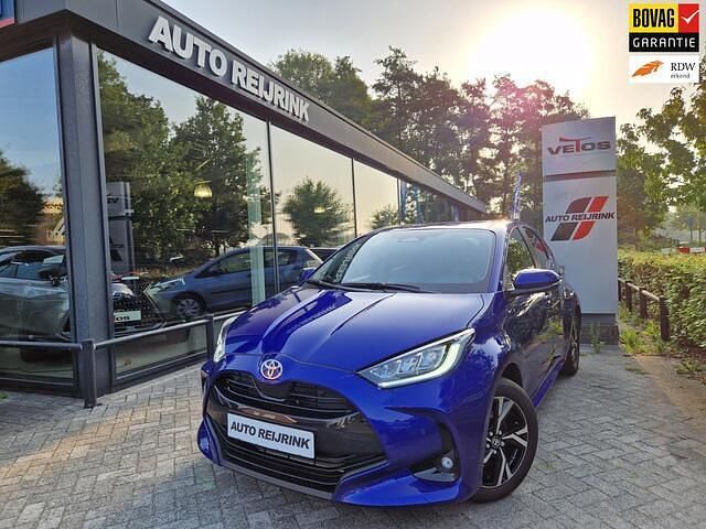 Blauw Nieuw 2025 Toyota Yaris Style Hatchback | € 27.950 (Eerlijke prijs) - Afbeelding 1/4