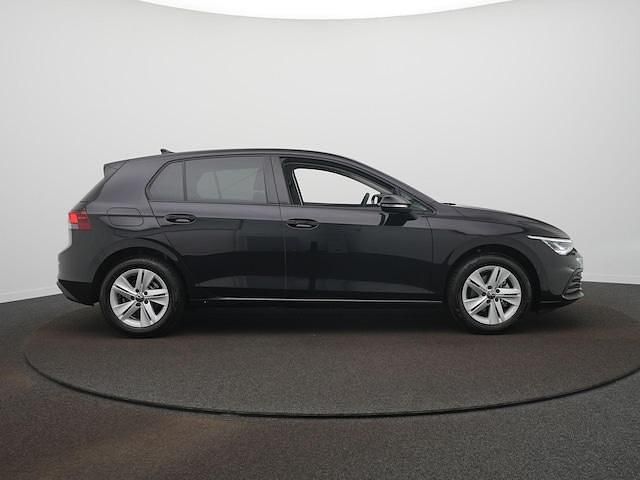 Occasion VW Golf VIII Business 110 PK (80 kW) 2024 Zwart Hatchback
