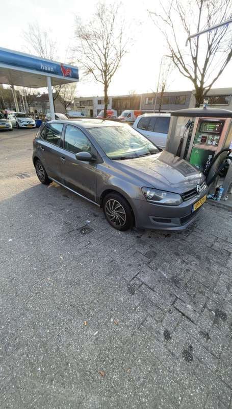 Gebruikt 2011 VW Polo Comfortline Sedan | € 5.250 (Goede deal) - Afbeelding 1/4
