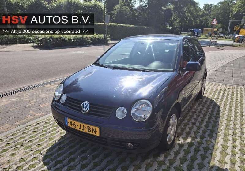 Blauw Gebruikt 2002 VW Polo Highline Hatchback | € 2.450 (Eerlijke prijs) - Afbeelding 1/3