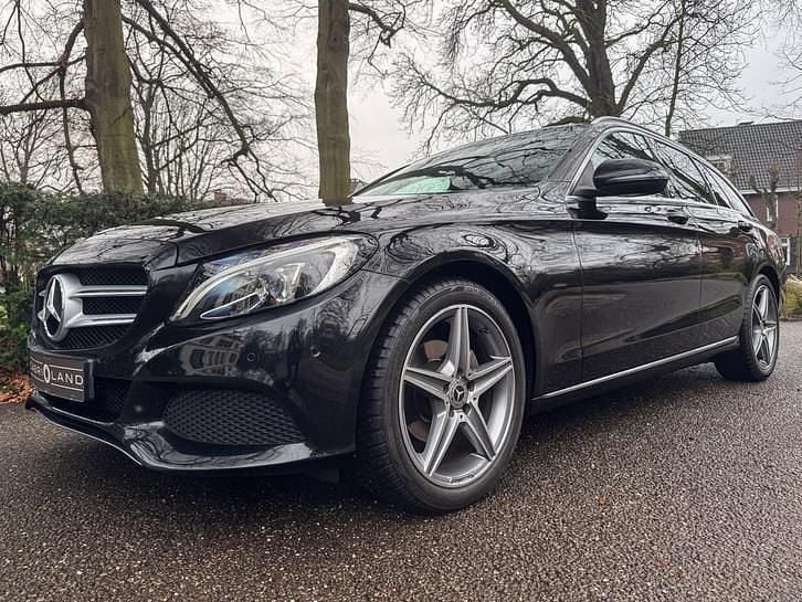Zwart Occasion 2018 Mercedes C180 AMG Stationwagen | € 17.950 (Super prijs) - Afbeelding 1/3