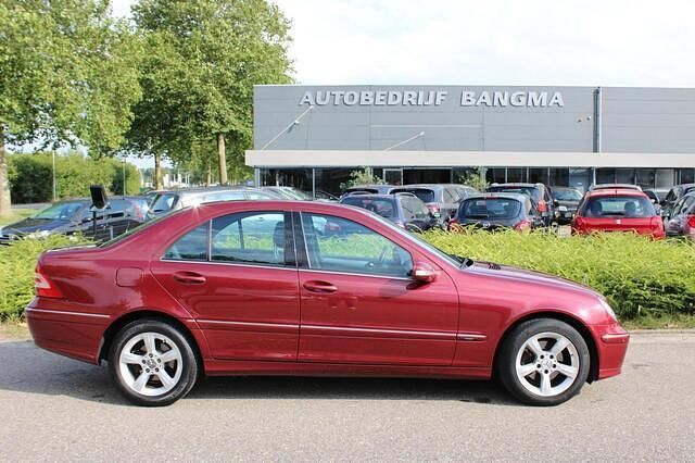 Occasion Mercedes C200 Avantgarde 163 PK (119 kW) 2005 Rood Sedan